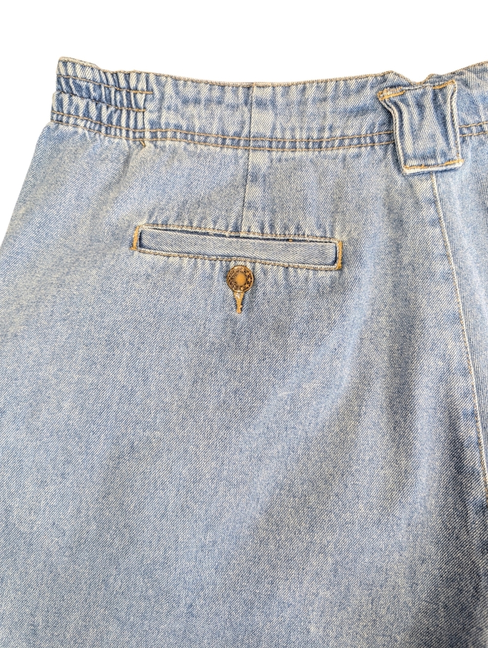 Vintage Silhouettes High Waist, Pleated, Cotton Denim, Baggy Shorts. Size 20. - Picture 4 of 13